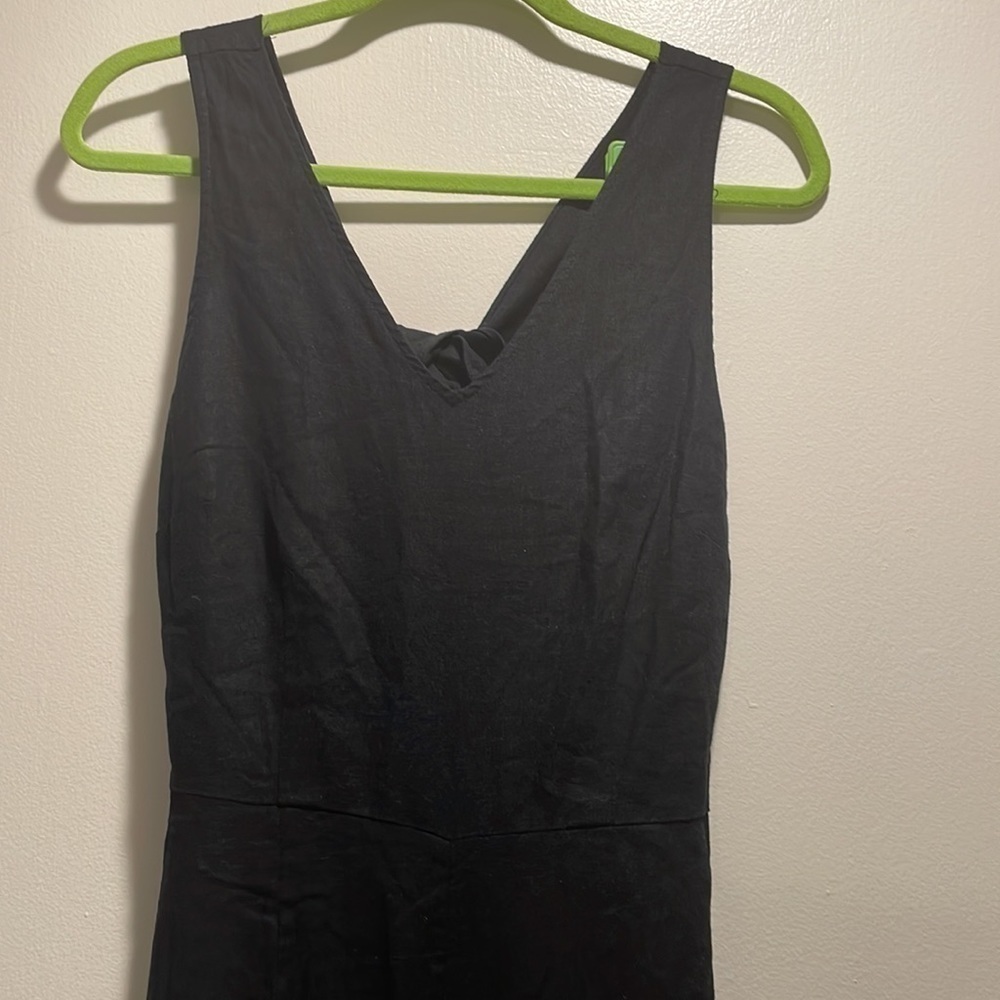 𝅺who What Where Linen Blend Peekaboo Open Back Zippered Sleeveless Jumpsuit